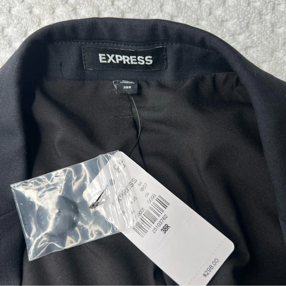 ! NWT. Express Modern Tech Suit Jacket
